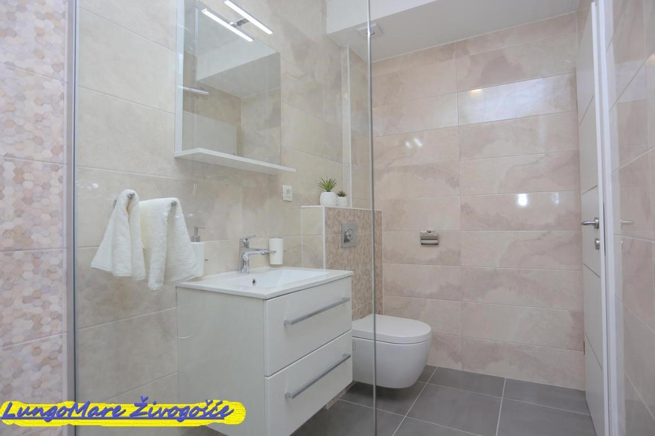 Apartmants Villa Lungo Mare Zivogosce Exterior photo
